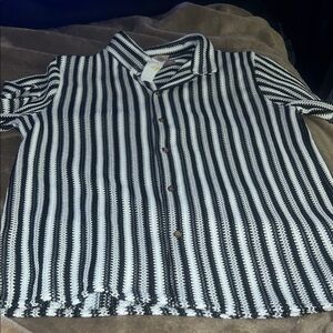 Men distortion button down shirt